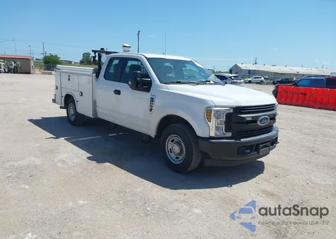 2019 Ford F-250 Xl z USA, uszkodzony, nr VIN 1FD7X2A68KEE68410